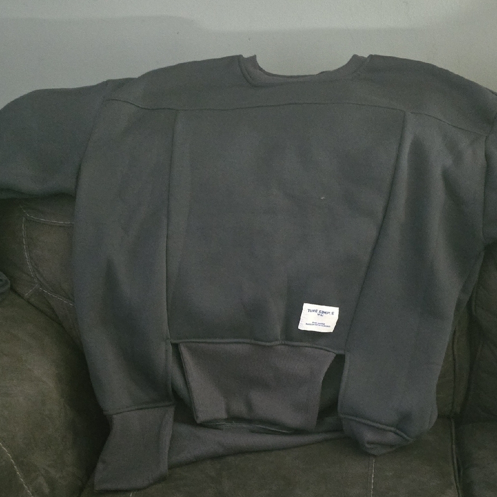 Simple Gray Ribbed Fabric - Picture 7 of 8